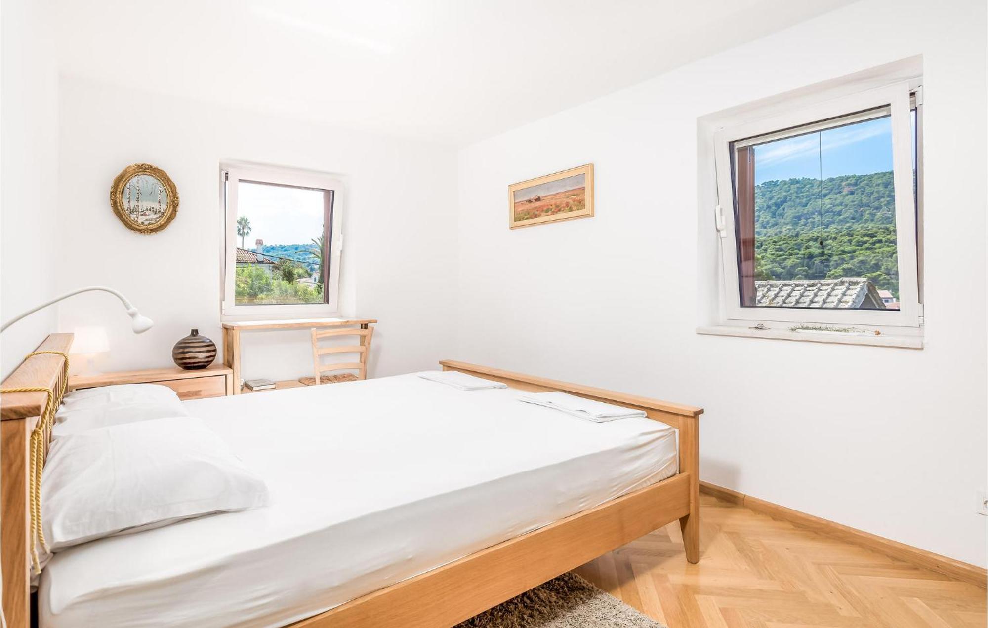2 Bedroom Awesome Apartment In Veli Lošinj Eksteriør billede